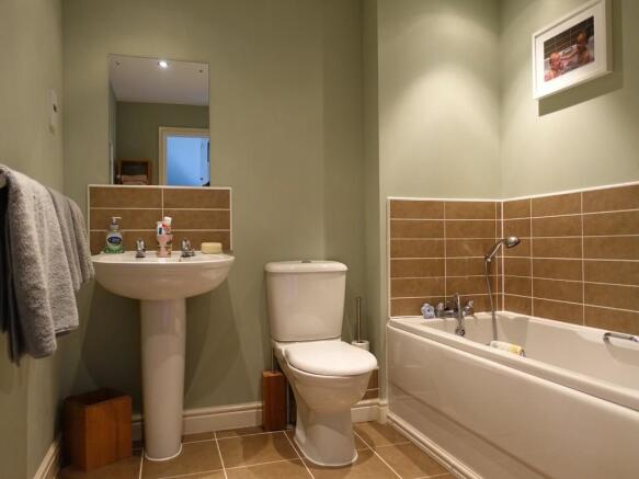 Photo 11