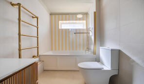 5, 7 Oakwood Court, Avenue Road, South Norwood, London SE25 4EQ