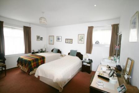 bedrooom 1
