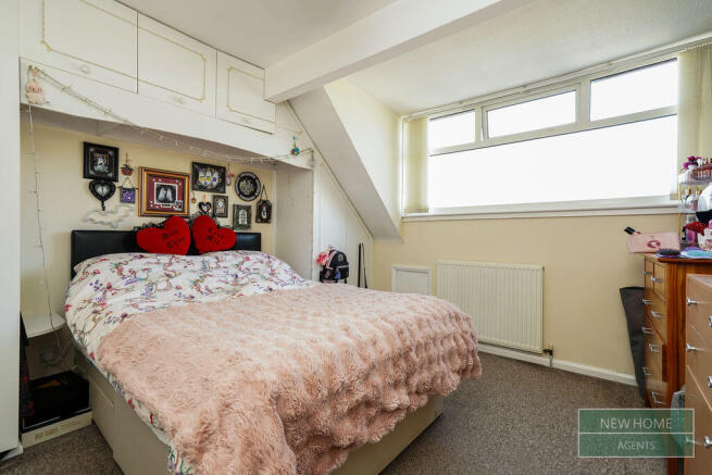 3 bed Semi-Detached for sale Image 11