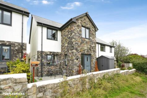 Trewhiddle Court, St. Austell, PL25