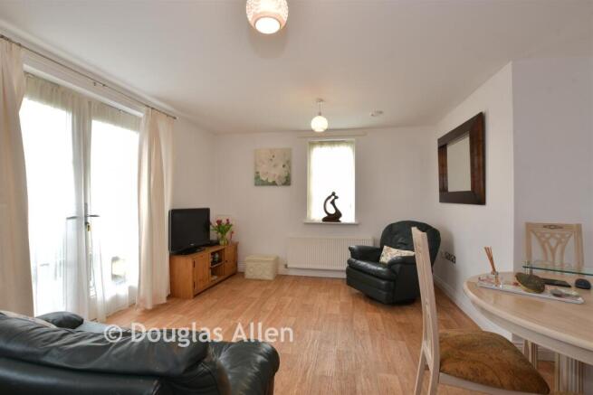 Lounge/Kitchen /Dining Room