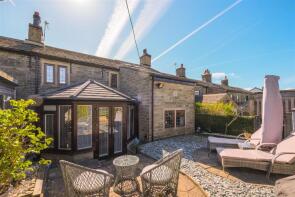 40, Bradshaw Lane, Bradshaw, Halifax HX2 9XD