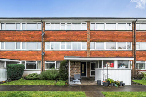 High Street, Shepperton, TW17