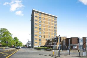 10, Ravenscroft, High Road, Broxbourne EN10 7QD