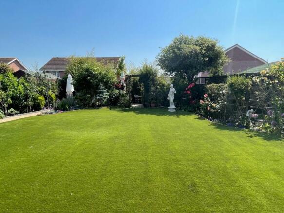 Garden 11.jpg