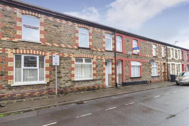 Charming stone-fronted terraced house...