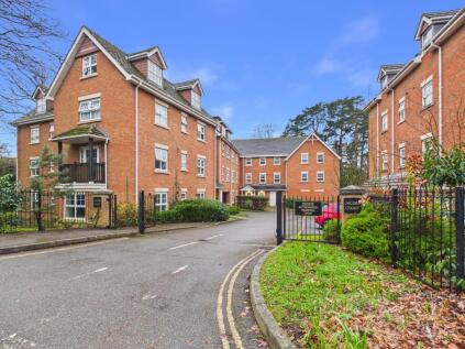 Worth Park Avenue, Jacobs Court, RH10