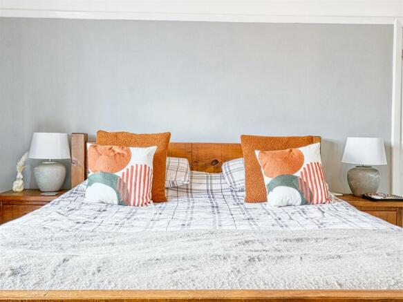 bed  1