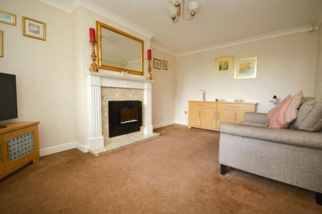 3 bed Terraced for sale Image 5