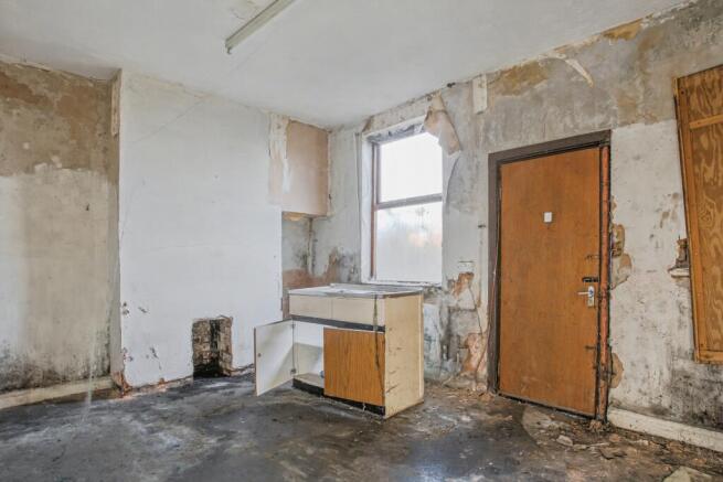 20251212091112 52-Victoria-Road-07 0c8Le T202512121200.jpg