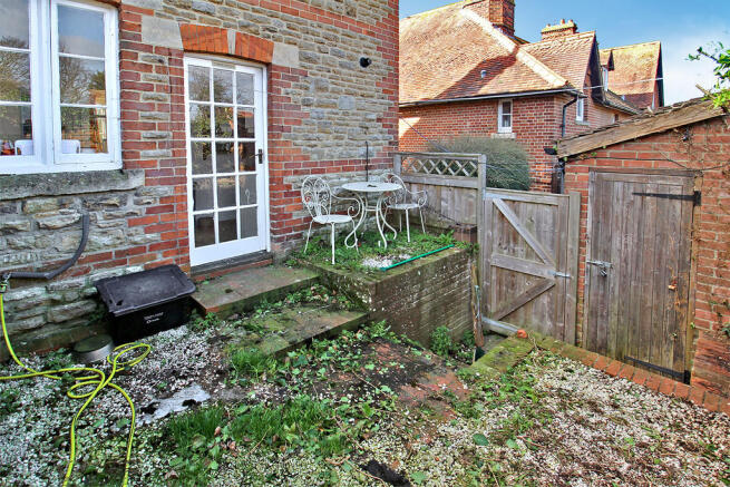 Photo 11