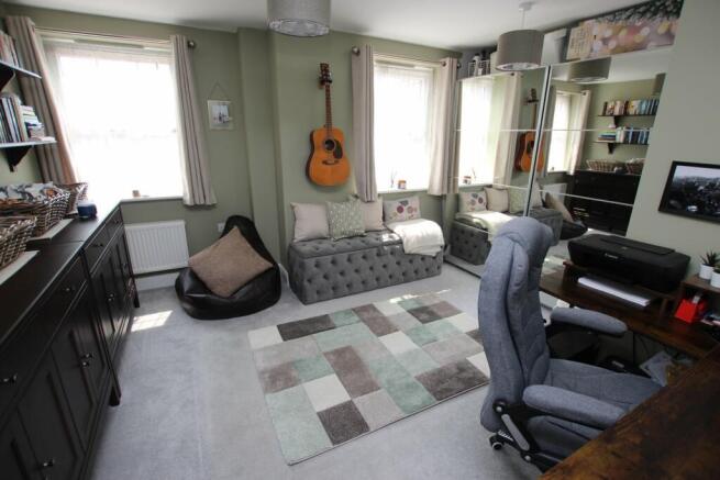 Photo 8