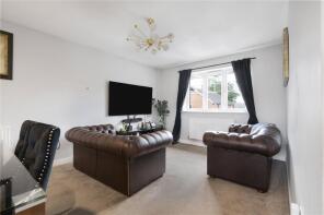 16, Chenneston Close, Sunbury-on-thames TW16 6BE