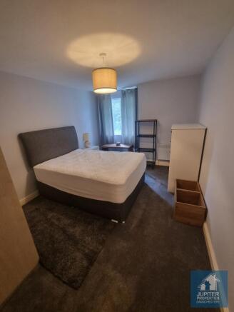 2 bed Flat to rent Image 6