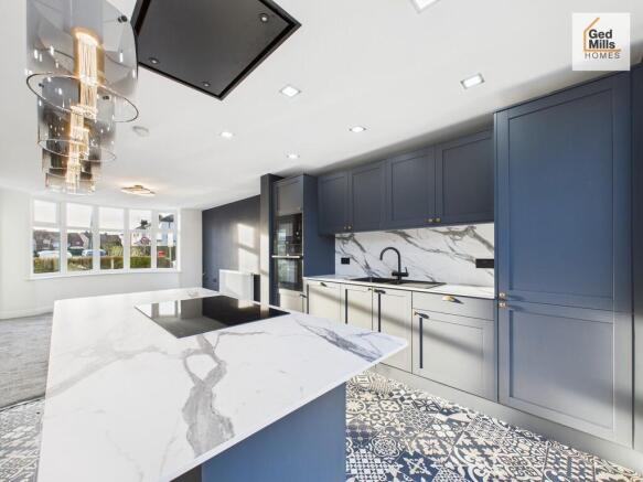 CAM02899G0-PR0068...