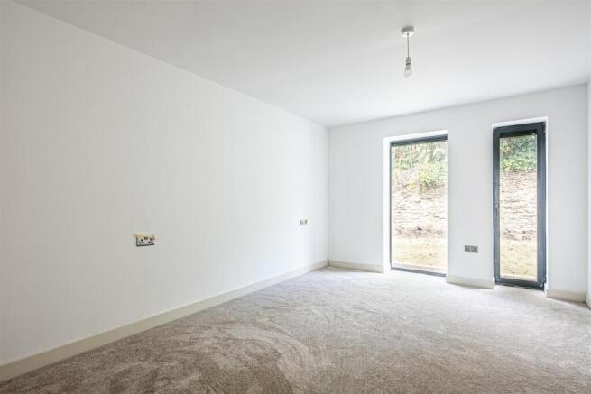 3 bed Apartment for sale Image 12
