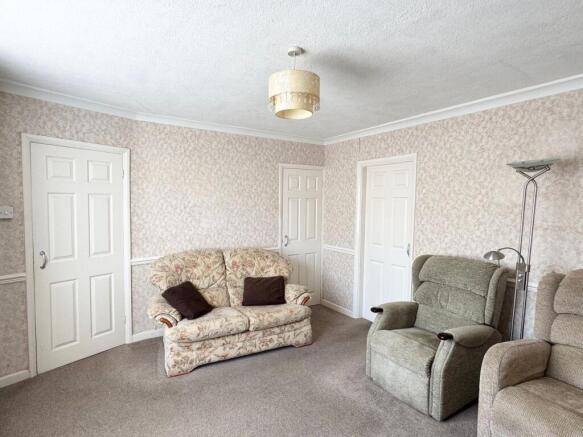 Church Hill Avenue, Bexhill-on-Sea, TN39 photo 4