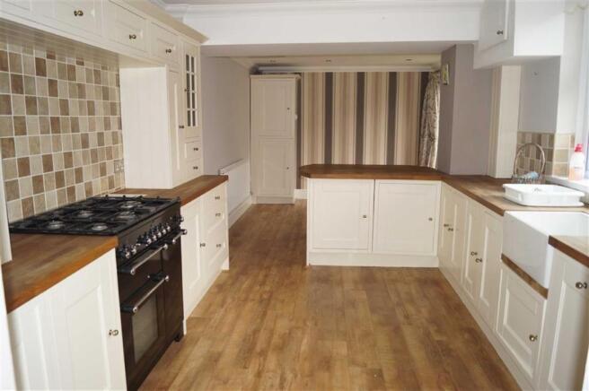 KITCHEN/DINER