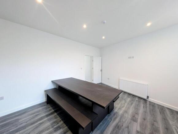 1 bed End of Terrace to rent Image 6