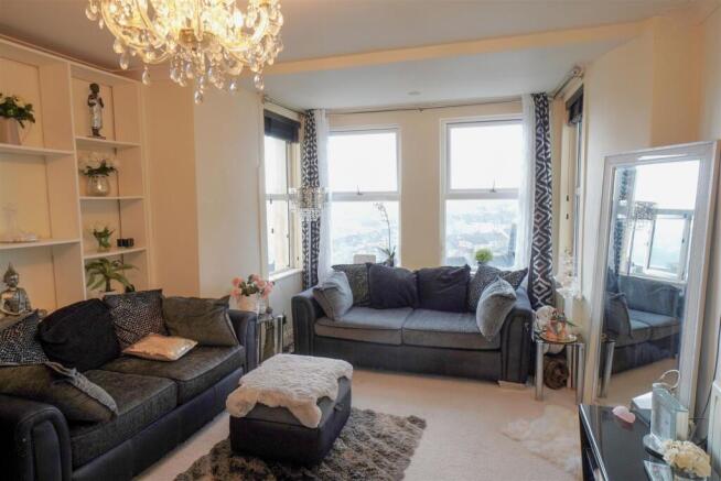Living Room.jpg