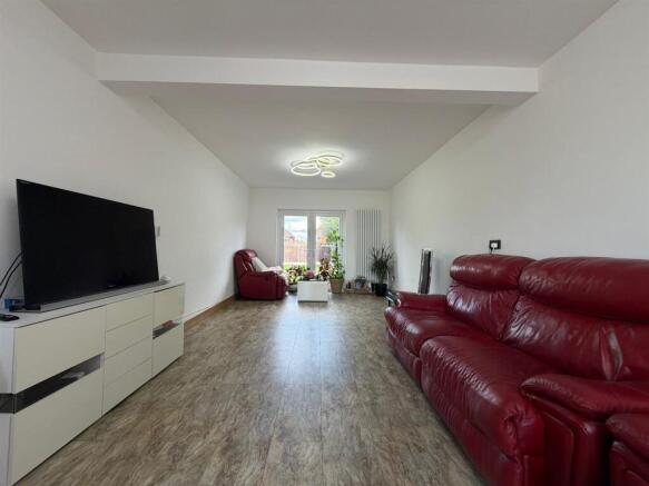 Through Lounge