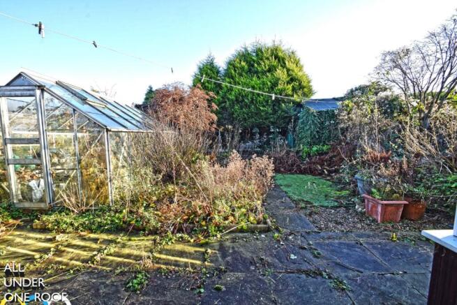 2 bed Bungalow for sale Image 12