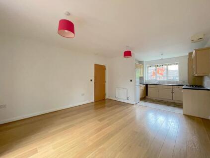 Edward Vinson Drive, Faversham, ME13