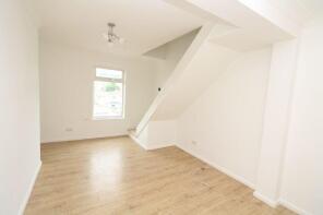 14, Alexandra Road, Luton, Chatham ME4 5DG