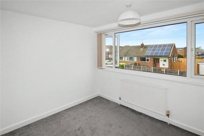 3 bed Semi-Detached for sale Image 7