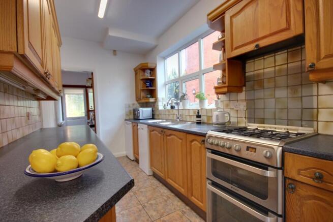 3 bed Detached for sale Image 9