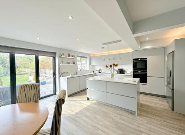 Open-plan Kitchen/Diner/Living Room