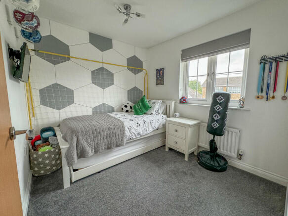 bed 3