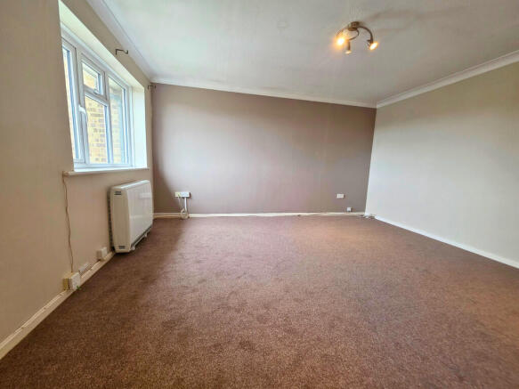 f773e8ac-5a3e-40e...