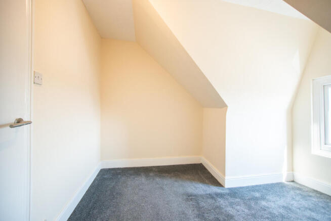 2 bed Flat to rent Image 9