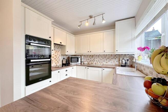 Kitchen Dining 