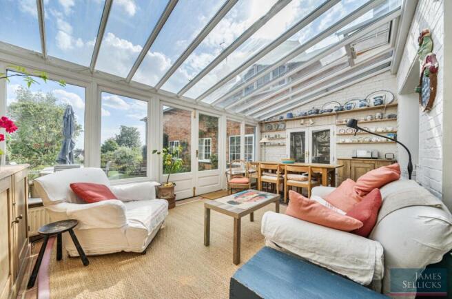 Superb Vale Conservatory