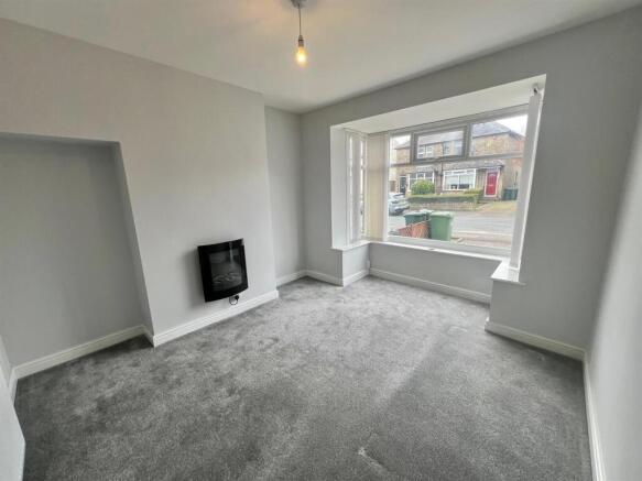 Bramleys Estate Agents - Heatherfield Crescent - M