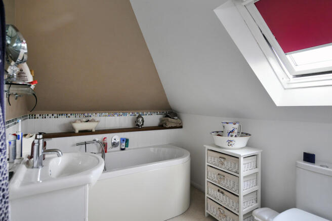Photo 12