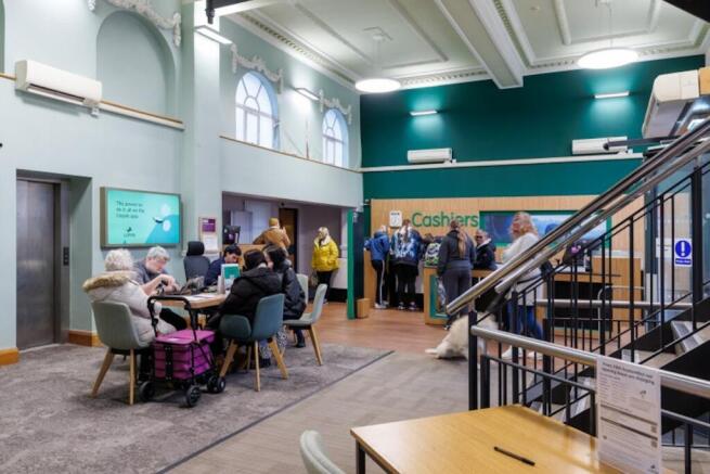 St Thomas Square 21-22 (08 of 08).jpg