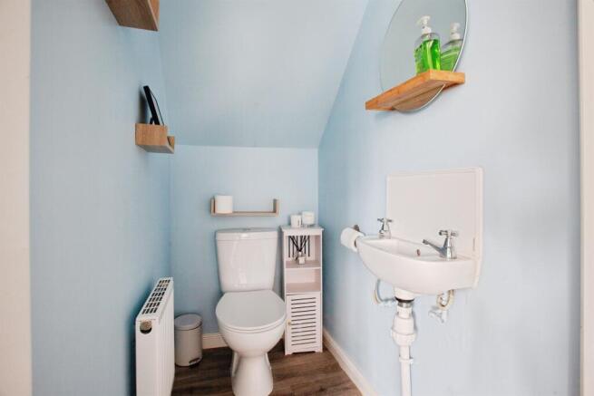3 bed Semi-Detached for sale Image 4
