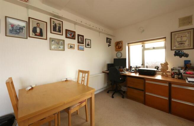 52 Brandreth Rd 0238.JPG