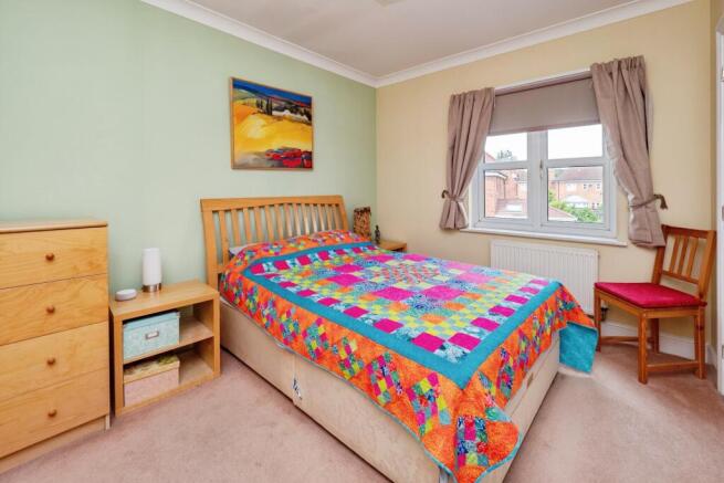 4 bed Detached for sale Image 9