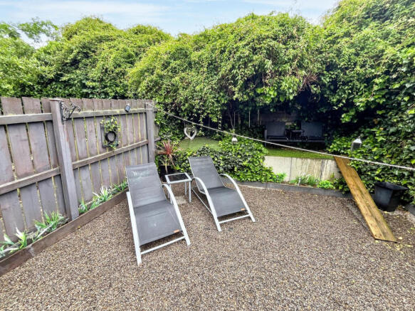 2 bed Semi-Detached for sale Image 9
