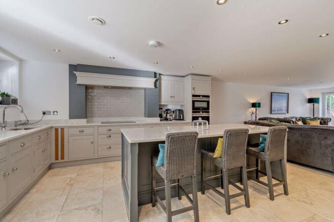 Kitchen/Breakfast area