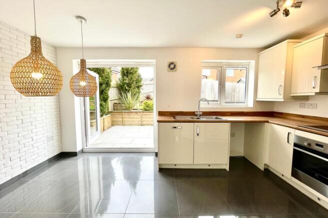 Kitchen diner