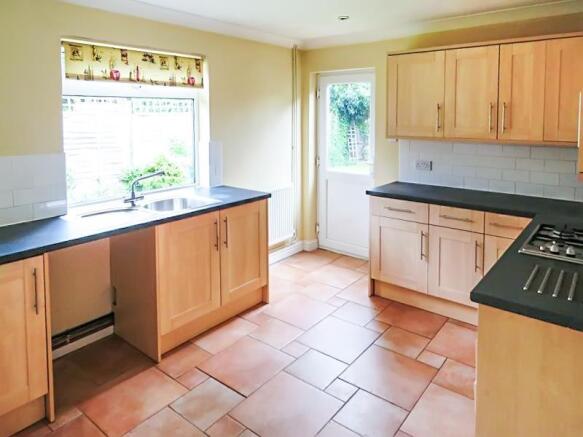 KItchen 1 (2).JPG