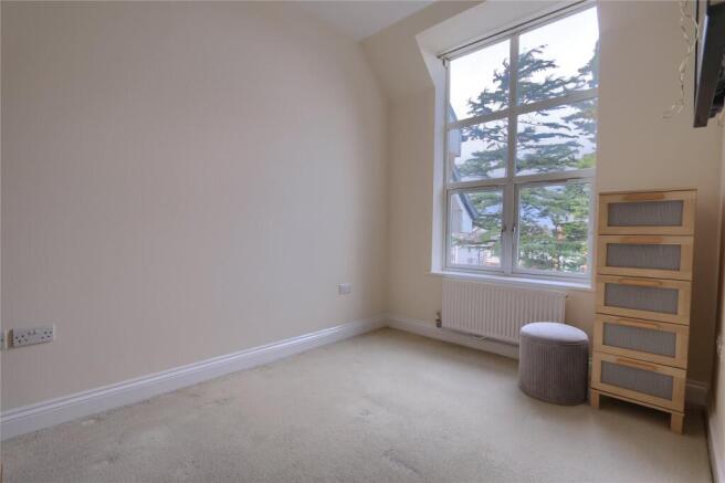 1 bed Flat to rent Image 4