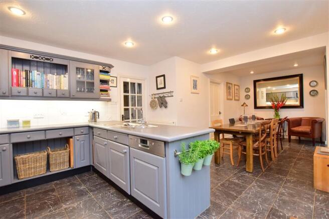 Kitchen/Breakfast Room