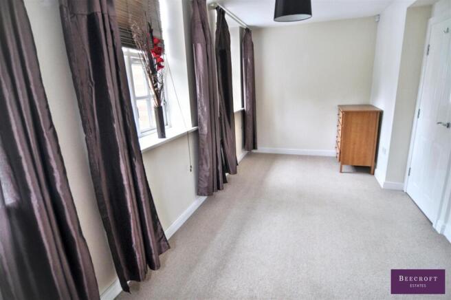 2 bed Apartment for sale Image 8
